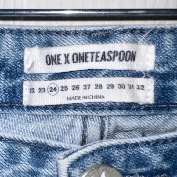 ONE X ONE TEASPOON Freebirds Low Rise Cropped Skinny Jeans Distressed Size 24 - Picture 6 of 8
